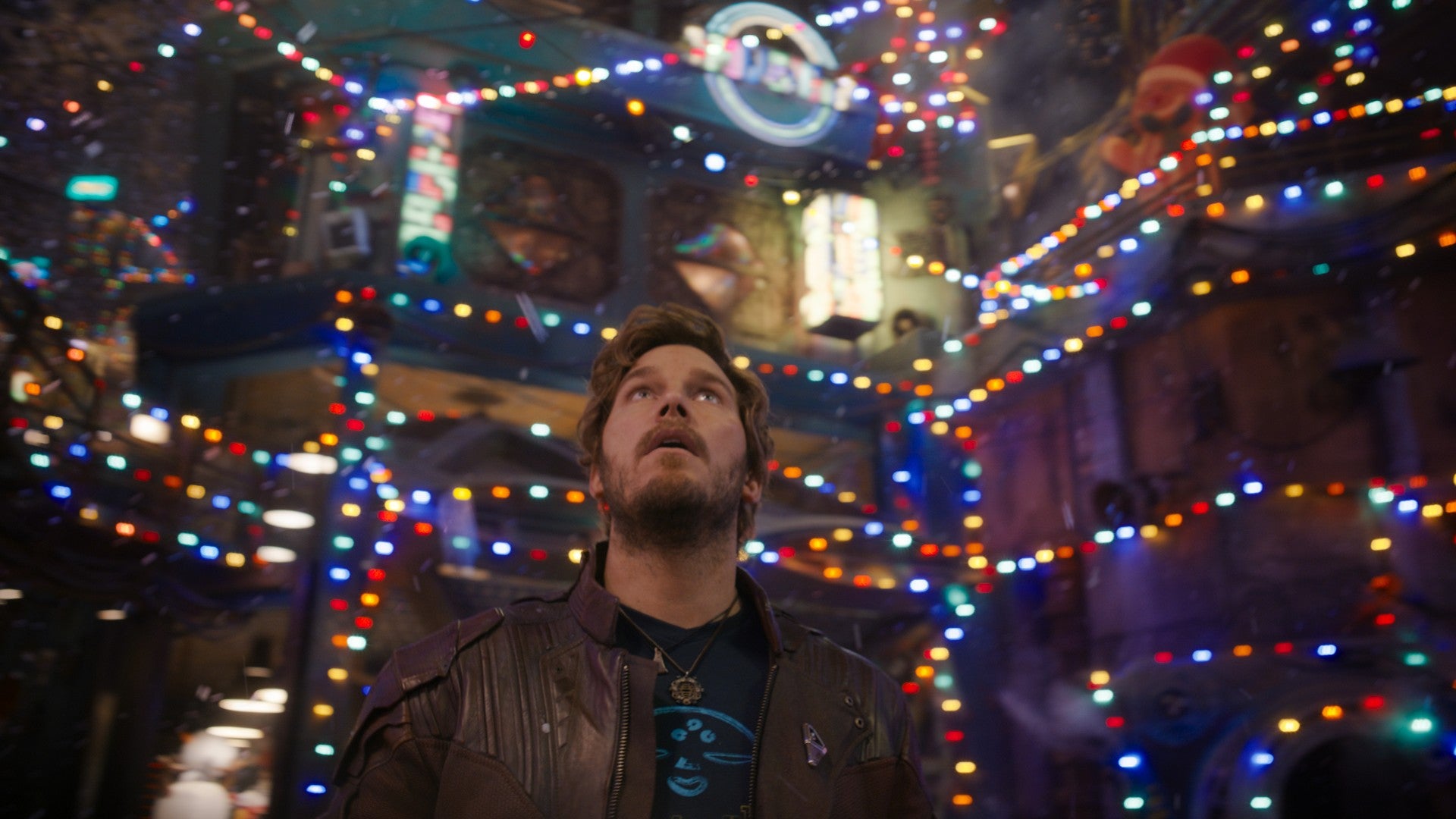 Peter Quill marveling at the magic of Christmas. (Image: Marvel Studios)
