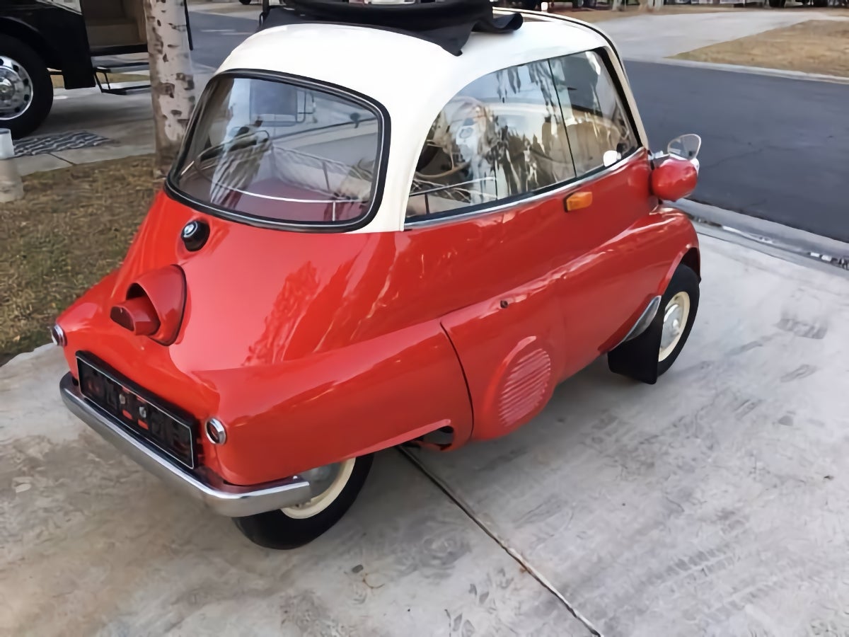 Will This 1957 BMW Isetta Prove a Small Wonder?