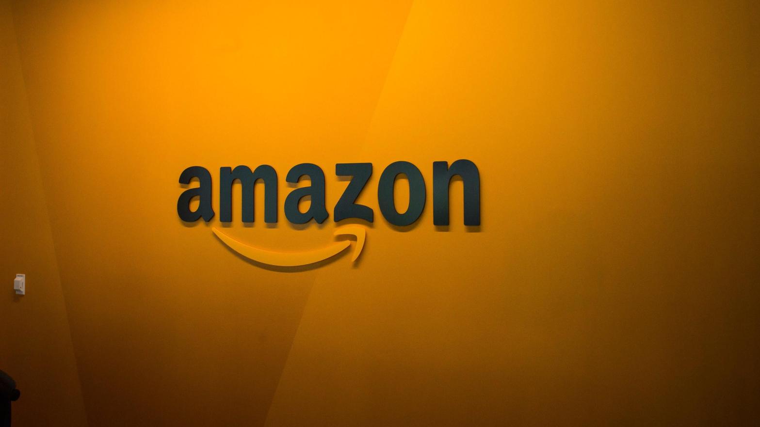 In Amazon's view, customers don't need disclaimers. They just need to read the reviews. (Photo: David Ryder, Getty Images)