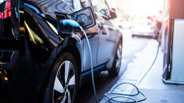 This U.S. State Wants to Charge EV Owners $400 for the Privilege