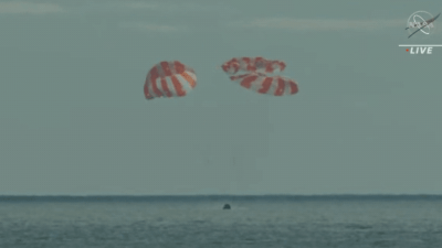 Orion Splashes Down in Pacific, Ending NASA’s Historic Artemis 1 Moon Mission
