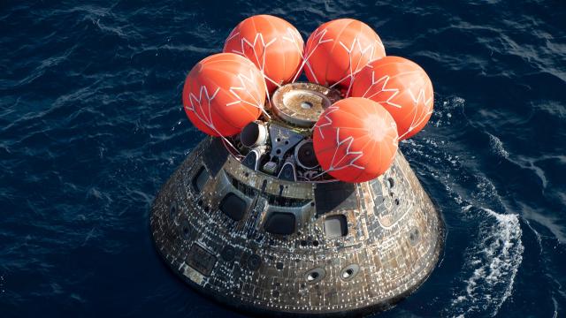See the Best Images from the Thrilling Artemis 1 Splashdown