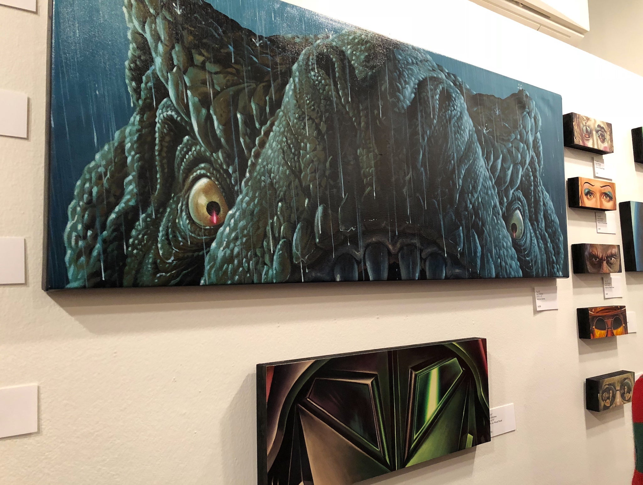An image from the 2018 gallery show of eyes being to scale.  (Photo: Gizmodo)