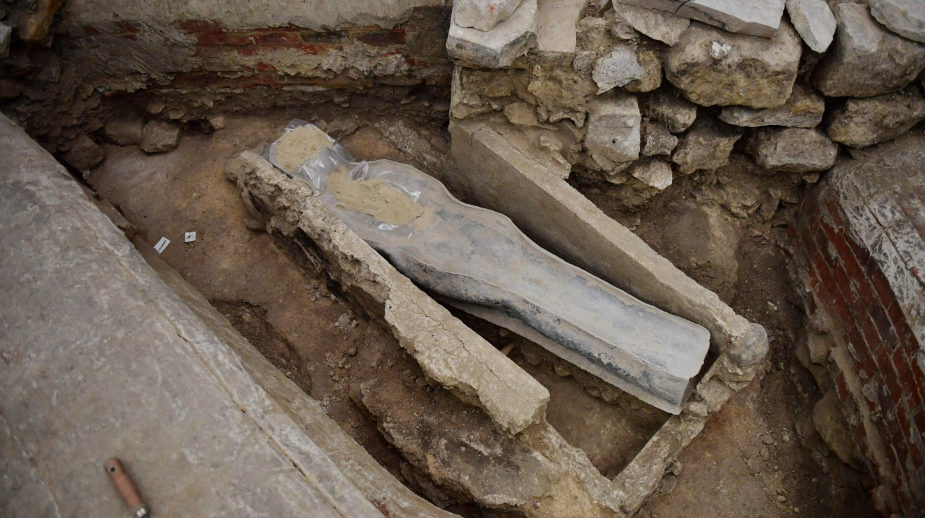 A lead sarcophagus discovered underneath the floor of Notre Dame de Paris. (Photo: JULIEN DE ROSA/AFP, Getty Images)