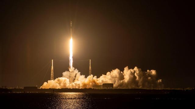 SpaceX Finally Meets a Launch Goal as 60th Orbital Mission of 2022 Takes Flight