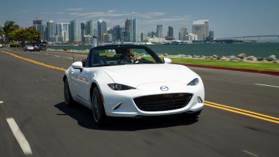 A Bone-Stock Mazda Miata Completed a 1,600-KM UK Road Trip Using Synthetic Fuel