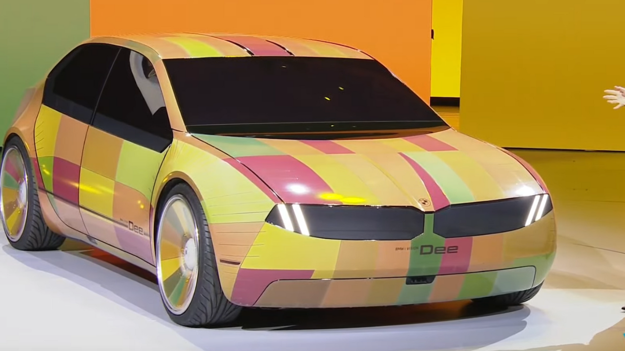 BMW iX Flow is the world's first colour-changing car - ​BMW iX Flow