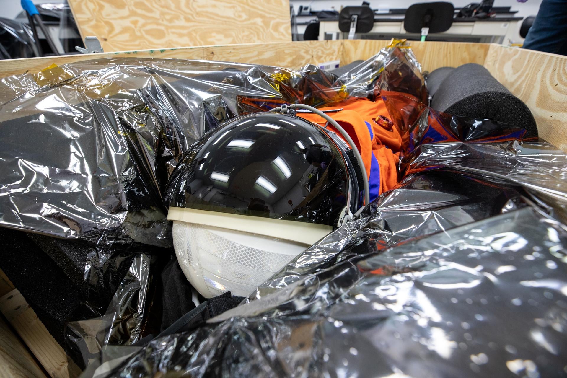 Campos wore an actual Orion spacesuit during the Artemis 1 mission. (Photo: NASA/Cory Huston)