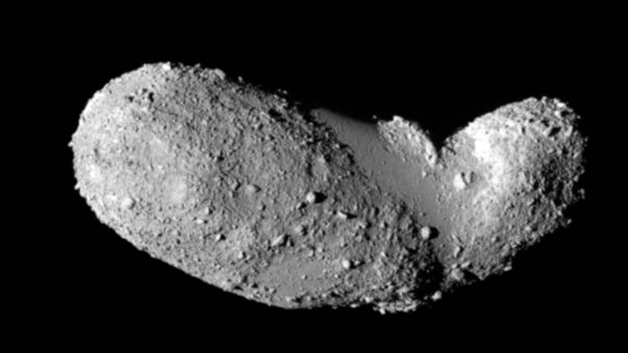 Rubble pile asteroid Itokawa.  (Image: JAXA)