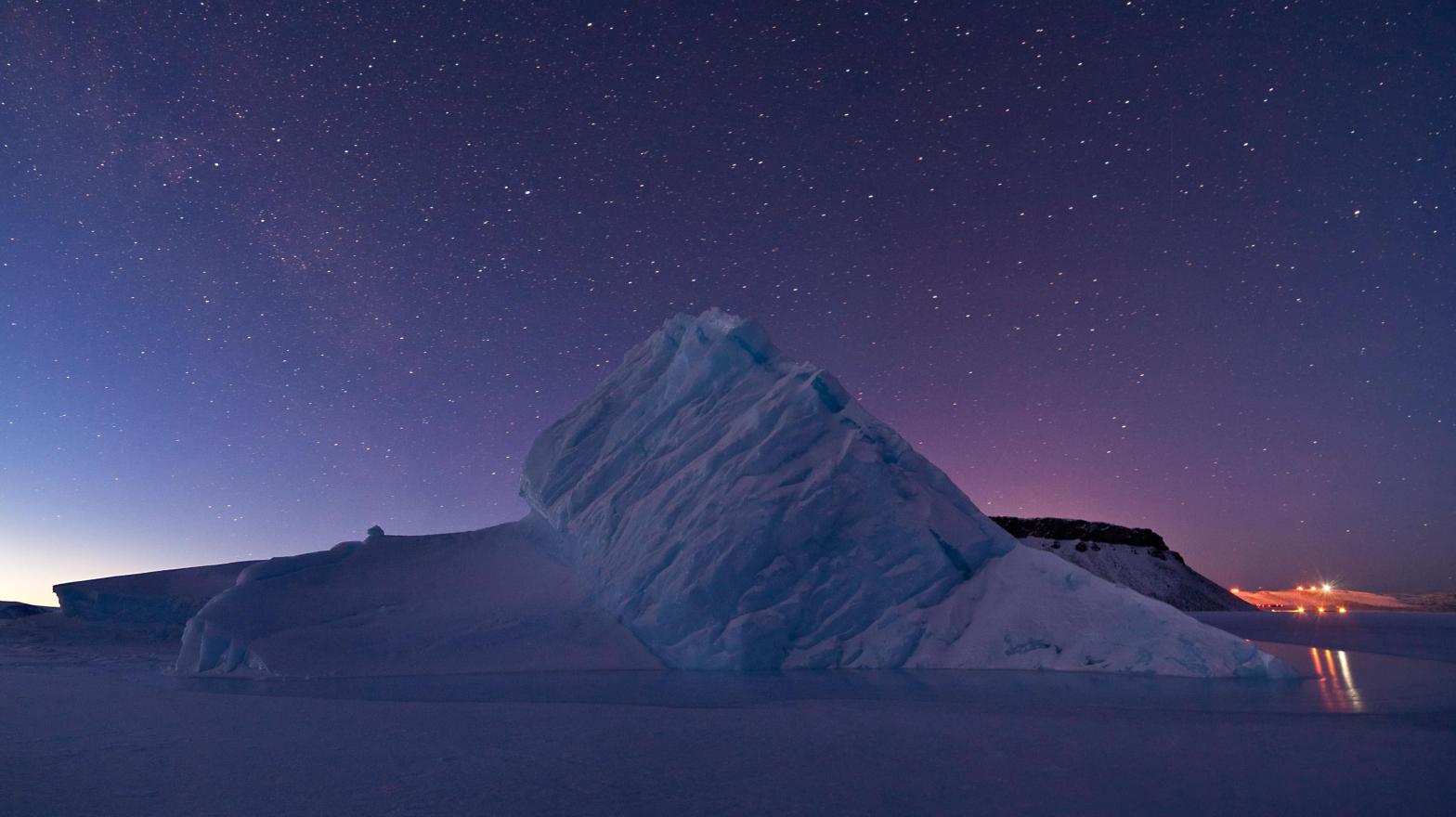 An iceberg in North Star Bay, Greenland. (Photo: Jeremy Harbeck/NASA)