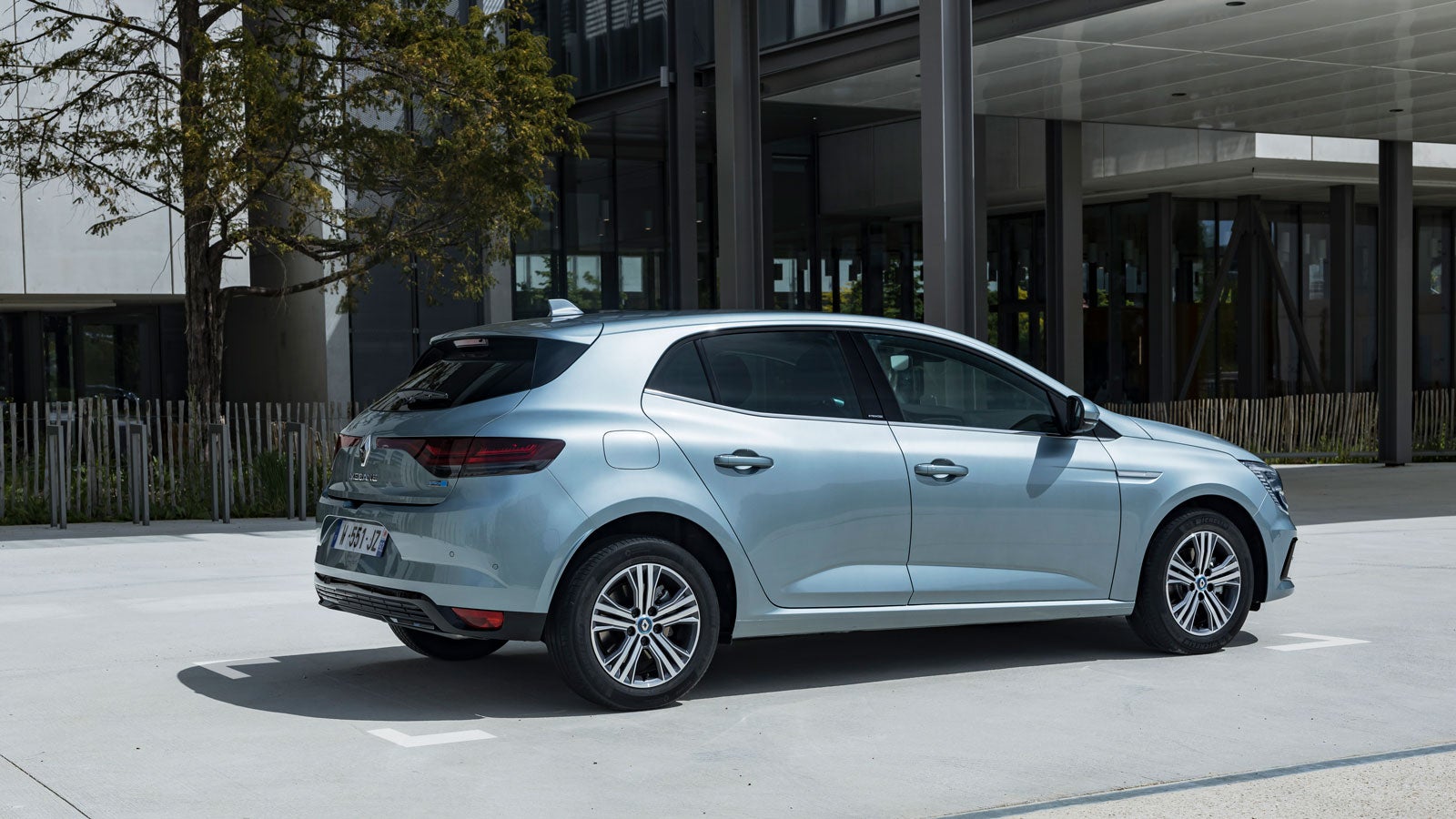 Consumers May Have Been Misled on Plug-In Hybrid Efficiency