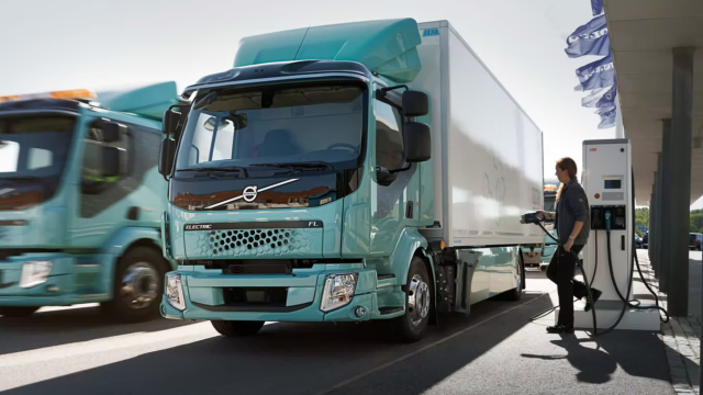 Volvo Plans to Build Electric Trucks in Australia by 2027