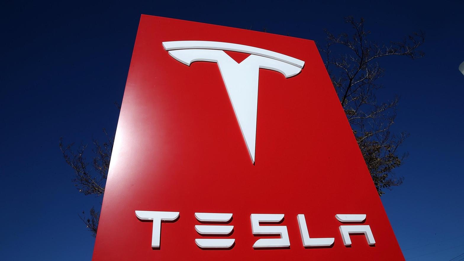 Tesla employees working on the company's Autopilot function began announced the union push earlier this week, seeking better pay, job security, and protection against retaliation from Tesla.  (Image: Justin Sullivan, Getty Images)