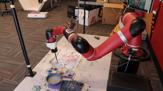This AI-Powered Robot Arm Collaborates With Humans to Create Unique Paintings