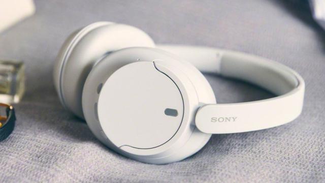 Sony Brings Its Excellent ANC to a $AU260 Pair of Wireless Headphones
