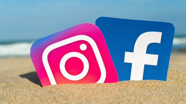 Facebook and Instagram Start Hawking Blue Badges Just Like Twitter