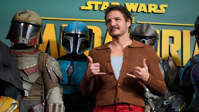 Pedro Pascal Doesn’t Want to Do His Sexy Mandalorian Voice for Kids