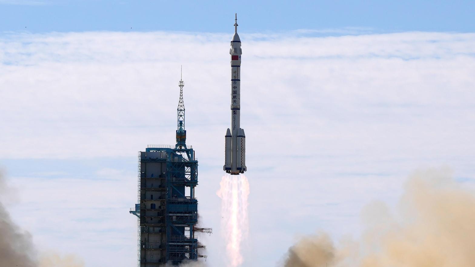Launch of a Long March-2F Y12 rocket in June 2021.  (Photo: Associated Press, AP)