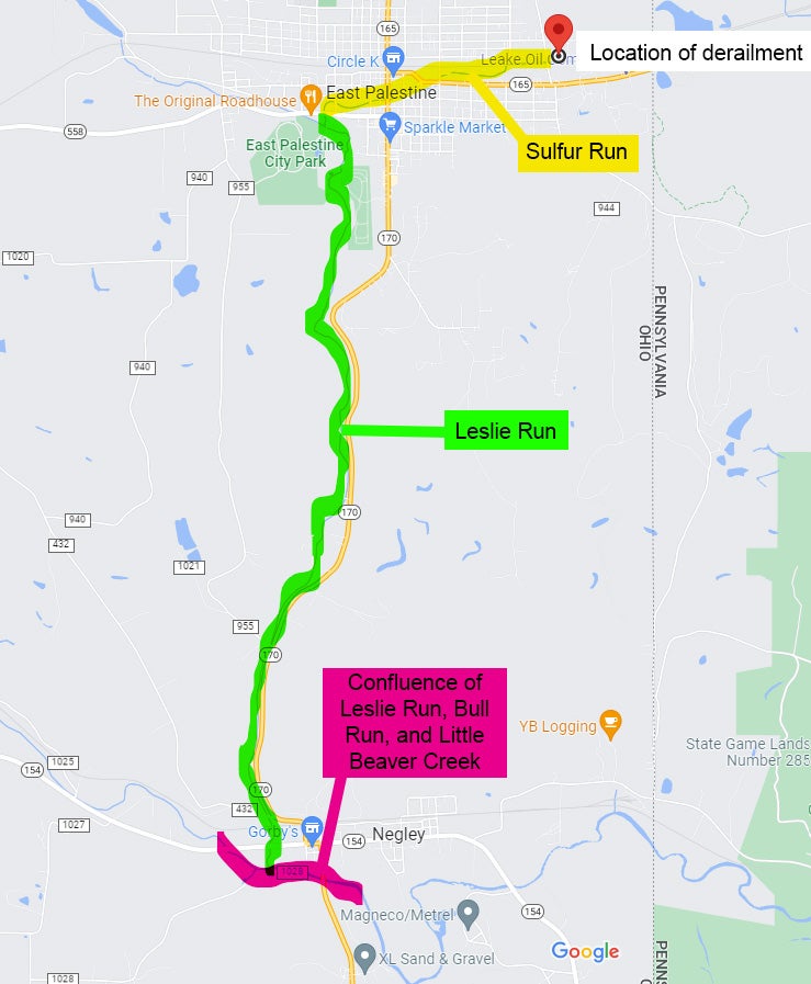 An approximate map of the waterways wherein ODNR estimated more than 43,000 animals died as a result of the chemical spill. The red pin denotes the location of the train derailment. The yellow highlighted stream is a portion of Sulphur Run. The green highlighted creek is Leslie Run. The pink highlight is the confluence of Leslie Run, Bull Run, and Little Beaver Creek. (Graphic: Gizmodo / Google Maps)