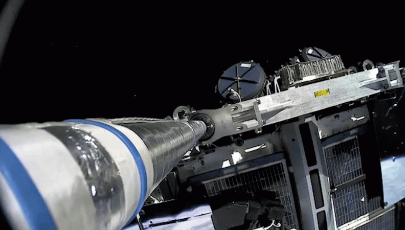 Gif: SpaceX