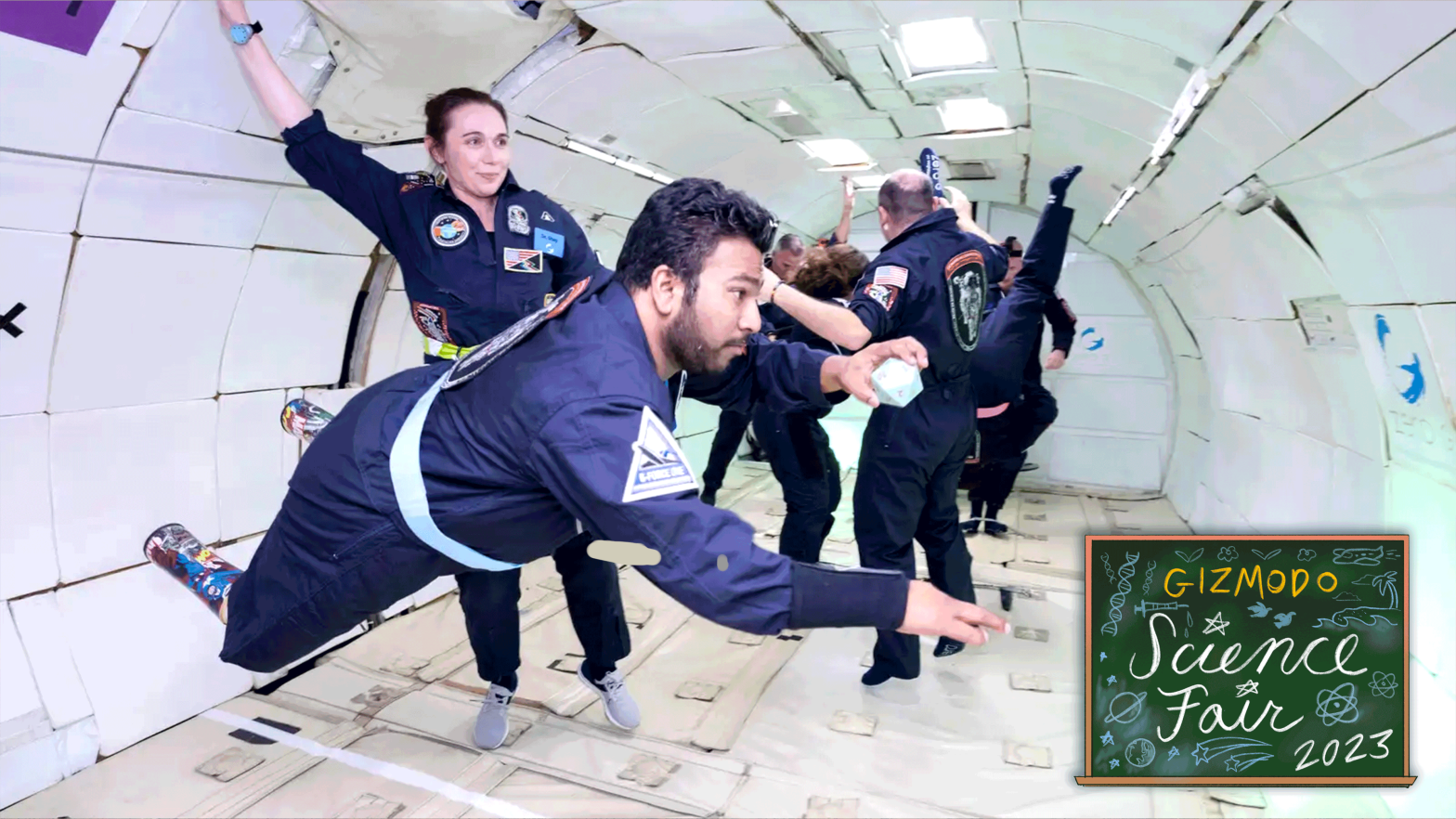 Dwayne Fernandes manoeuvres in zero-gravity to investigate possible navigation techniques for future space travel, with flight doctor Sheyna Gifford standing nearby, during an AstroAccess research flight performed above Texas on December 15, 2022. (Photo: Tasha Dixon Graphics: Vicky Leta)