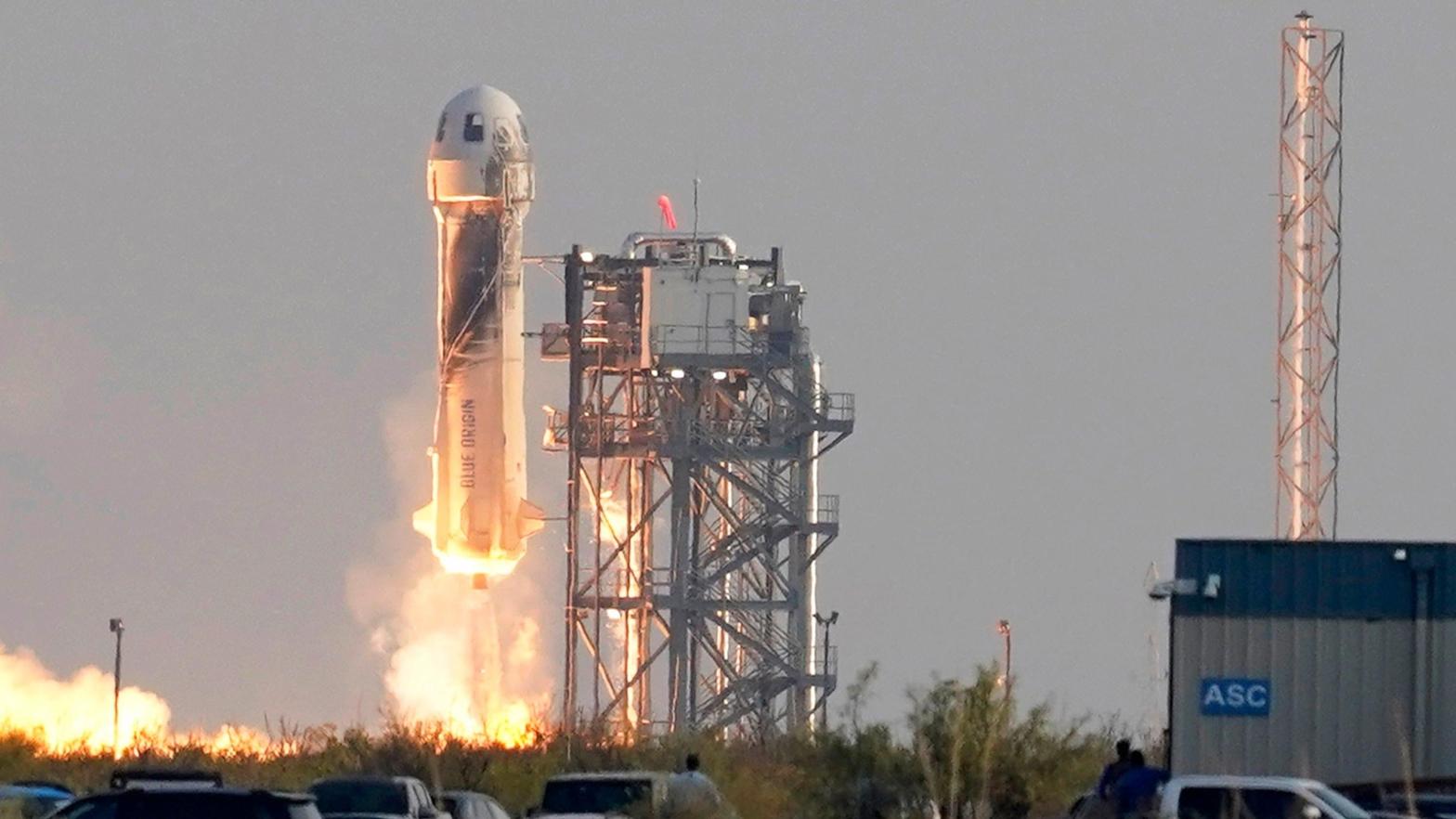 Launch of New Shepard on July 20, 2021.  (Photo: Tony Gutierrez, AP)