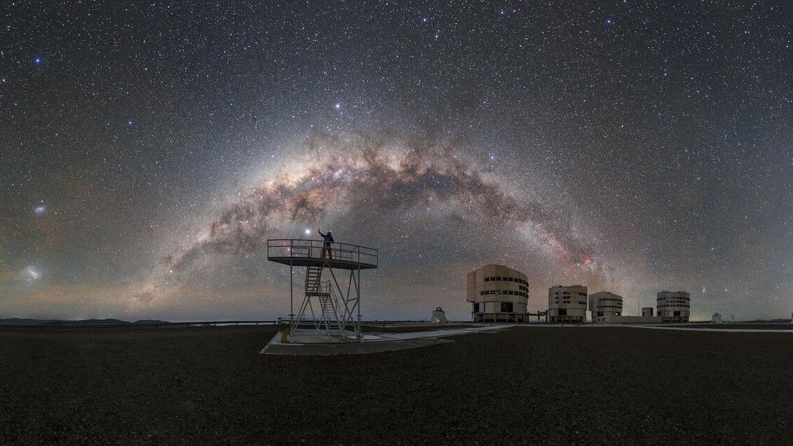 An increasing number of satellites in Earth orbit is threatening observations of the sky. (Photo: ESO)