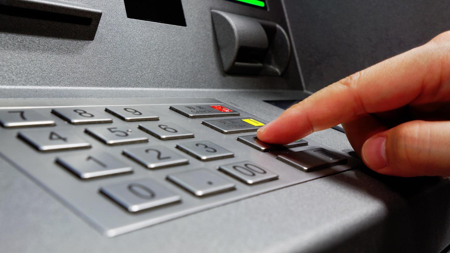 The death of the ATM is juxtaposed by the rise in contactless credit card payments and money transfer apps like Venmo and a coin shortage running parallel to the covid-19 pandemic.  (Image: cozyta, Shutterstock)