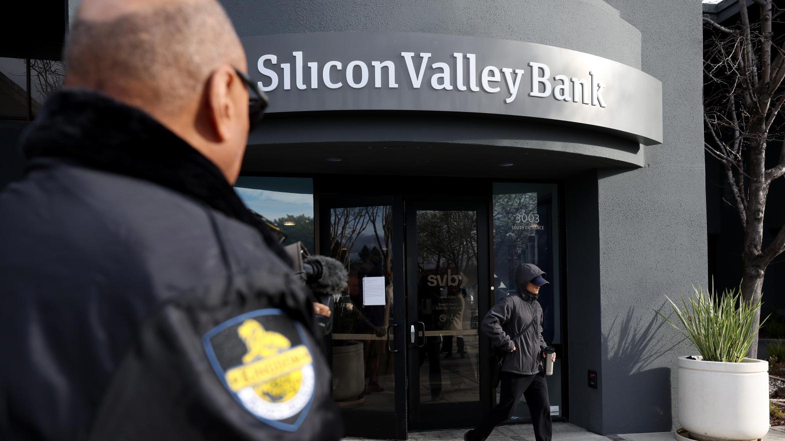 Silicon Valley Bank was the second-largest failure in U.S. history, but one WSJ columnist seems to think that having a minority of board members made up of minorities somehow played a part in its collapsed. (Photo: Justin Sullivan, Getty Images)