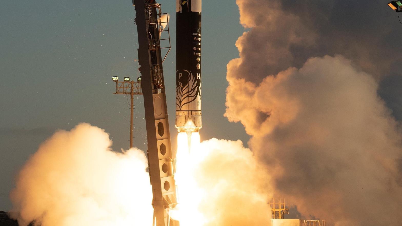 Launch of a Firefly Electron rocket, January 2018.  (Photo: JacobRendon, Fair Use)