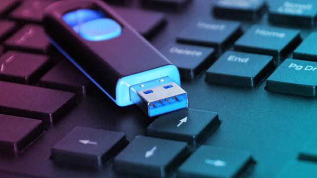 Someone Has Been Mailing USB Drives to Journalists That Are Programmed to Explode