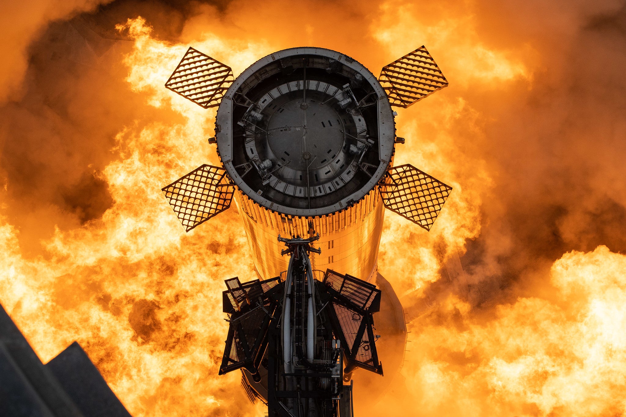 Super Heavy during the static fire test on February 9, 2023. (Photo: SpaceX)
