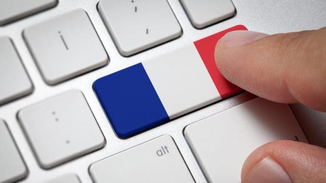 France Bans All Fun Apps From Government Phones