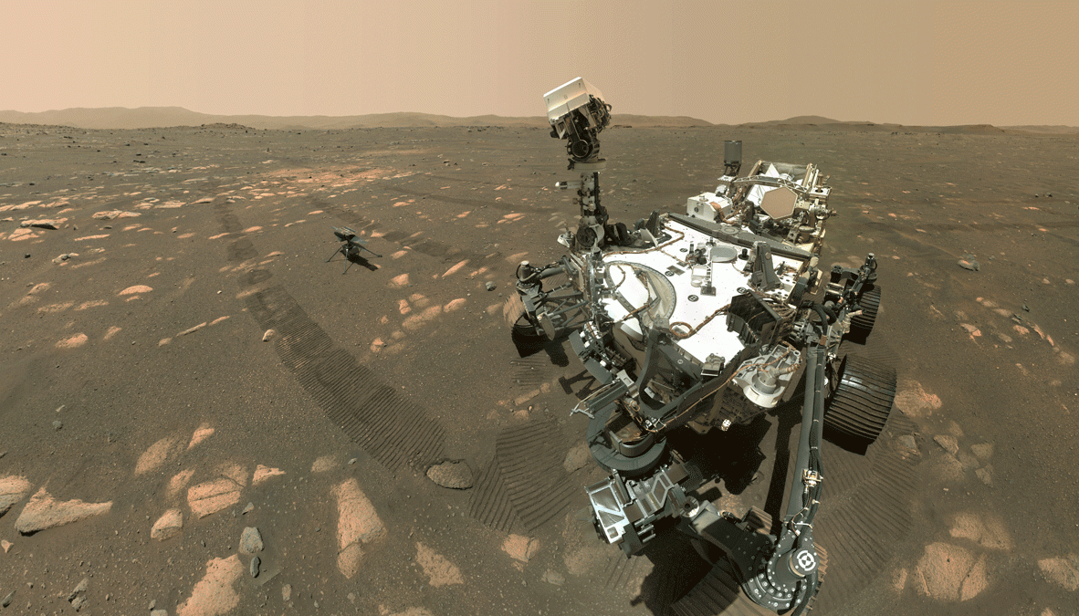NASA's Perseverance rover and Ingenuity helicopter on Mars.  (Gif: NASA/JPL-Caltech/MSSS)