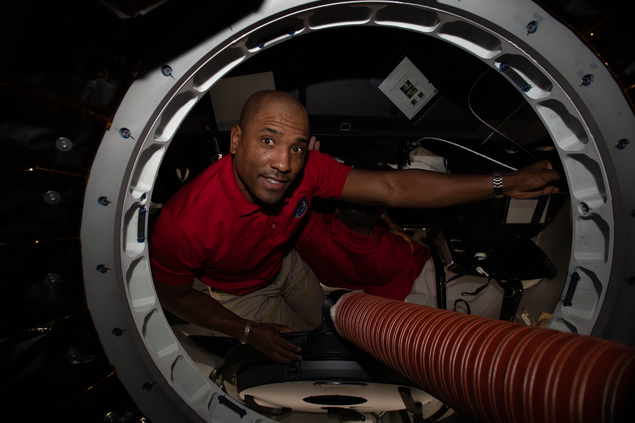 Glover inside the ISS, November 17, 2020 (Photo: NASA)