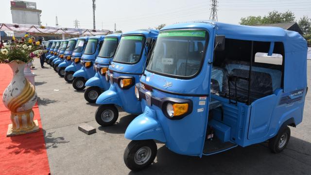 The Electric Rickshaw Is Taking Over the World