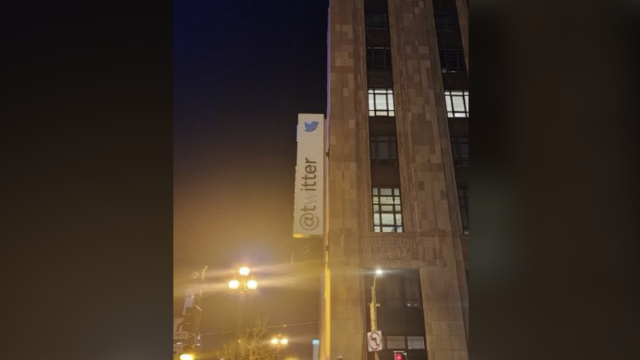 Elon Musk Painted Over the ‘W’ on the Twitter Headquarters Sign, Which Now Reads ‘Titter’