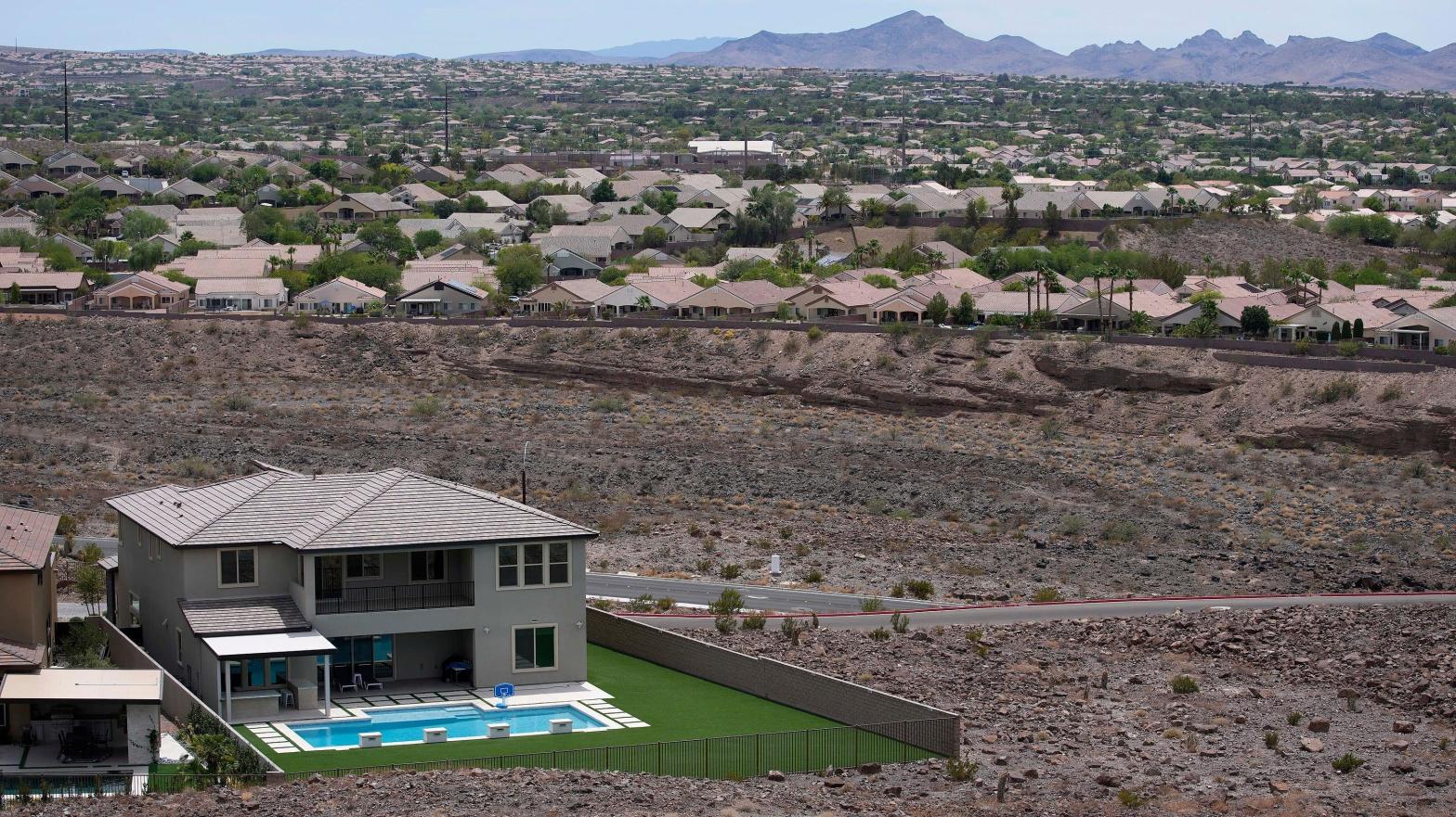 A house with a swimming pool in the desert near Las Vegas, NV. (Photo: John Locher, AP)