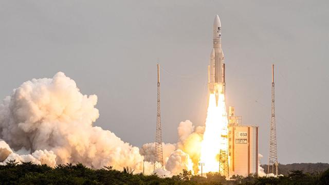 Europe’s Juice Spacecraft Began 8-Year Flight to Jupiter’s Moons