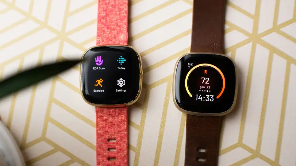 The new Fitbit for kids looks like a chunkier Versa (Photo: Victoria Song / Gizmodo)