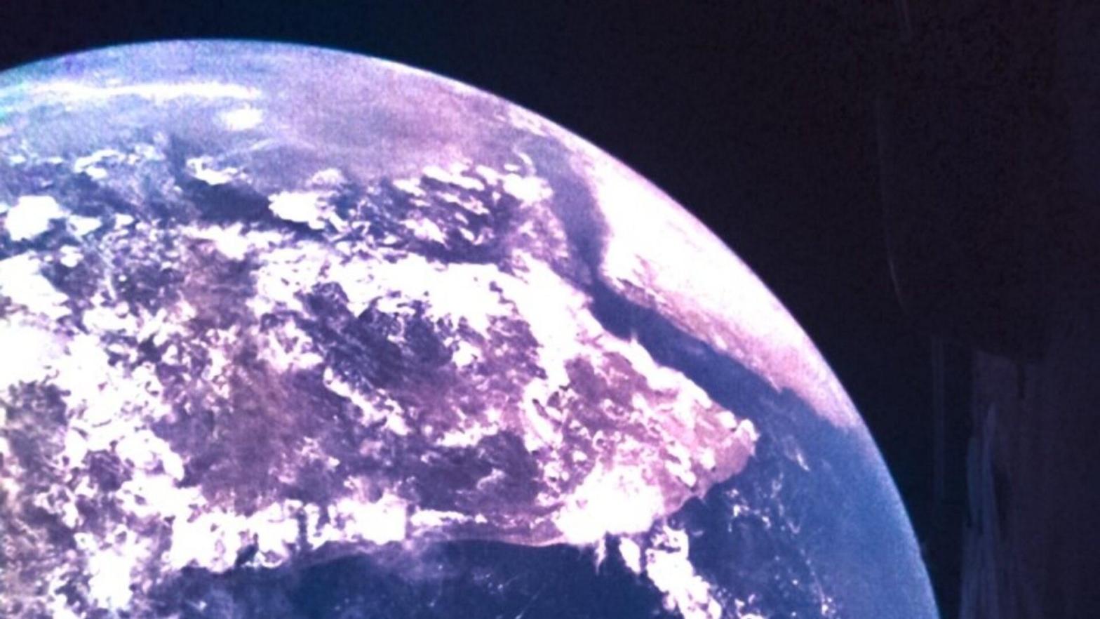 Shortly after launch, JUICE captured this image of Earth. (Image: ESA)