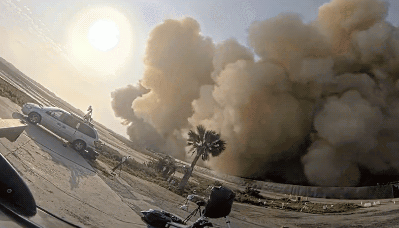 Footage taken from a LabPadre camera shows a minivan getting owned by debris spewing out from the launch site.  (Gif: Lab Padre/Gizmodo)