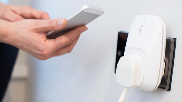 Here’s How Smart Plugs Can Bring Your Home Into the Future