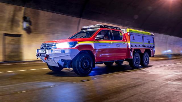 This Six-Wheeled Toyota Hilux Is Designed to Fight EV Fires