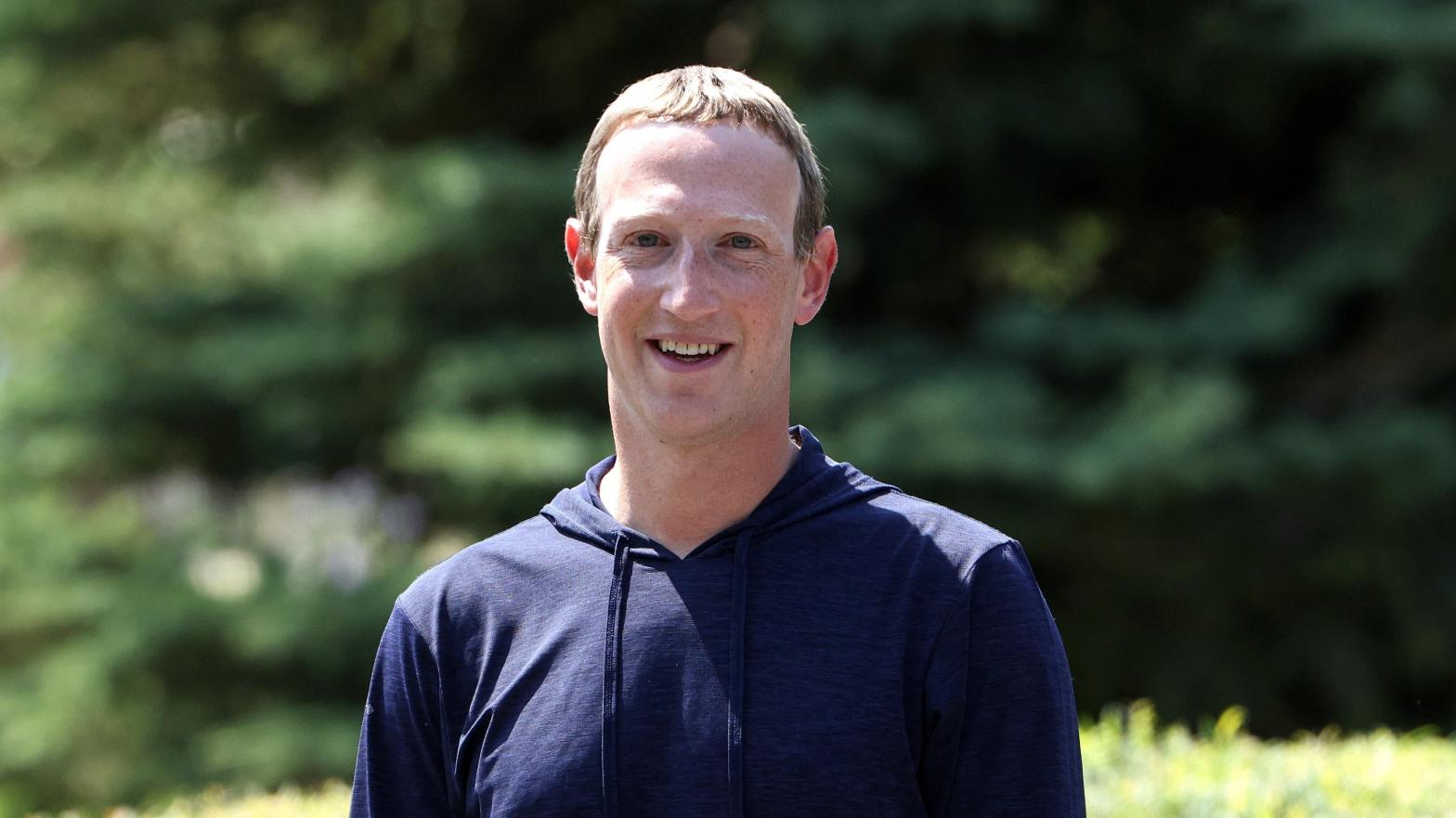 Mark Zuckerberg told investors they are not giving up on the metaverse, but are merging AI tech into its concept of a shared virtual space. (Photo: Kevin Dietsch, Getty Images)