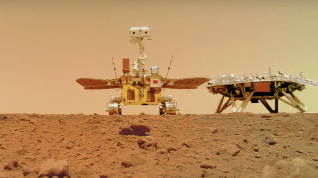 Rover Spots Possible Evidence of Liquid Water on Modern Mars