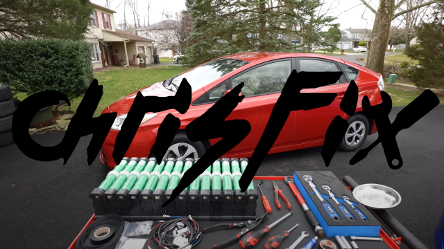 Swapping the Hybrid Battery in a Prius Is Shockingly Easy