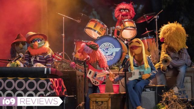The Muppets Mayhem Offers a Lightweight but Entertaining Peek Behind the Music