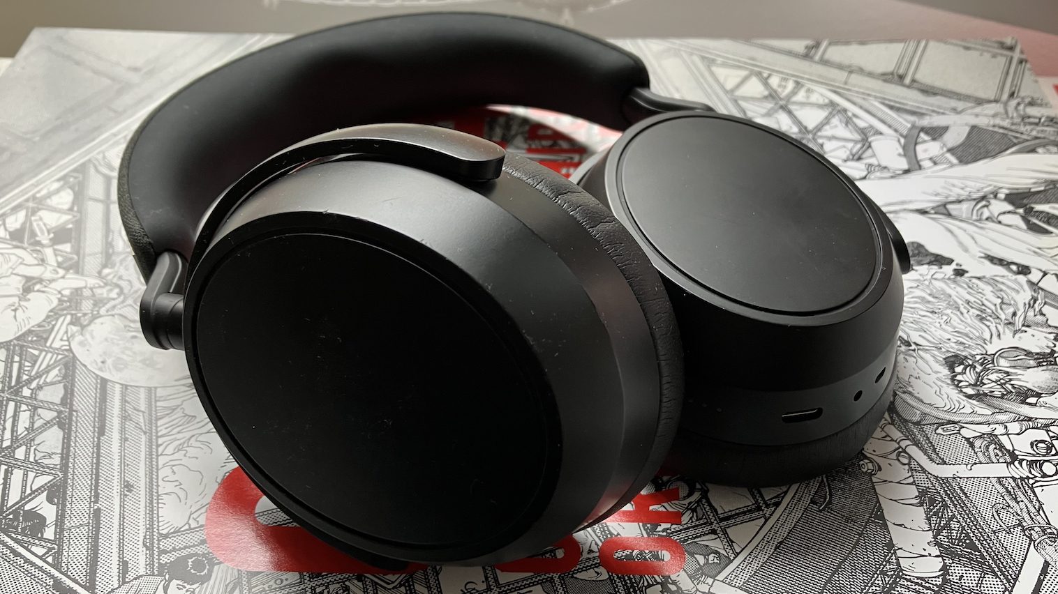 Non-expert review: Soundcore Q35 : r/headphones