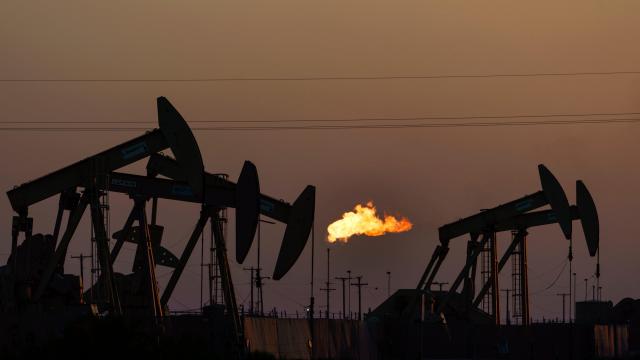 Oil and Gas Production Causes 7,500 Premature Deaths Per Year in the U.S